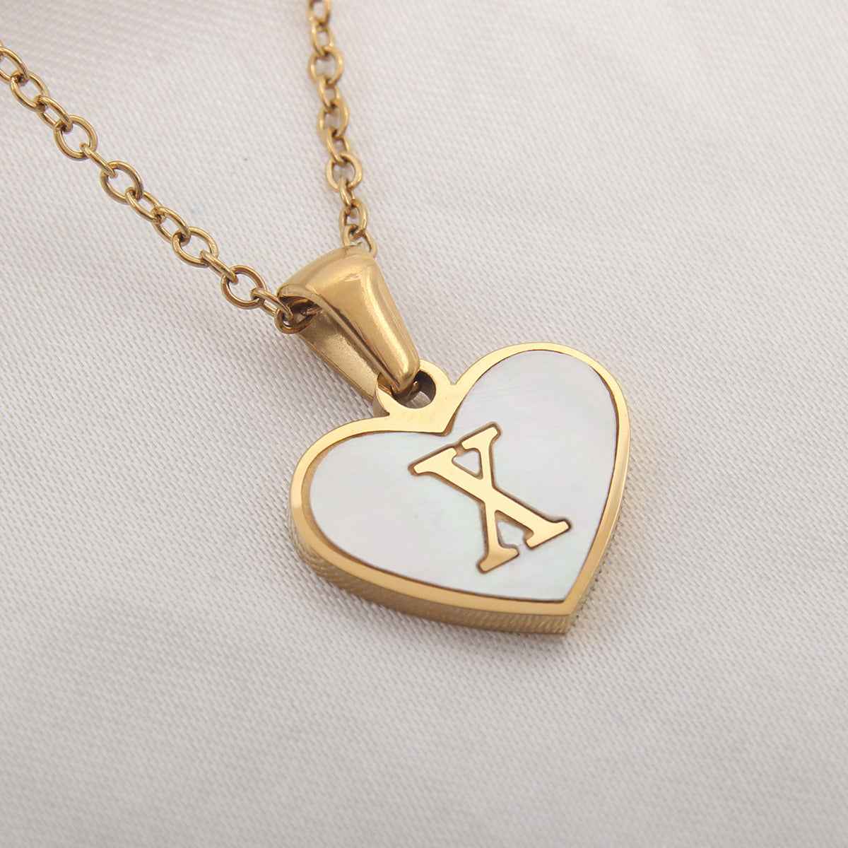 Collier Lettre Initiale Cœur Coquillage Blanc - Bijou Personnalisé