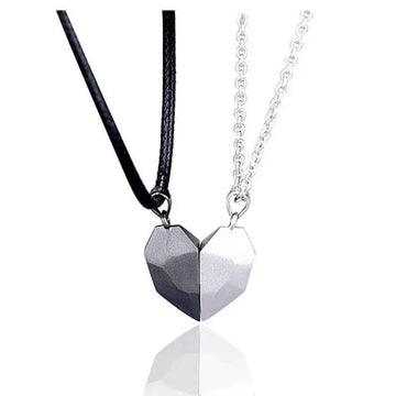 Collier Magnétique Couple Cœur Brisé - Bijou Homme Femme en Ligne - TharryStore