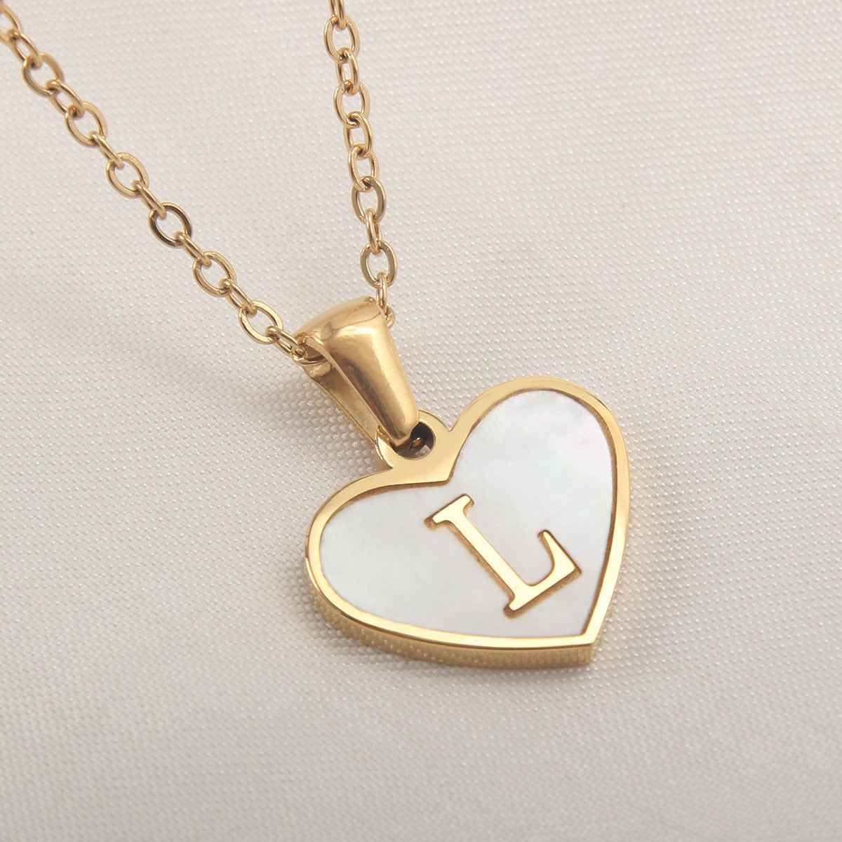 Collier Lettre Initiale Cœur Coquillage Blanc - Bijou Personnalisé