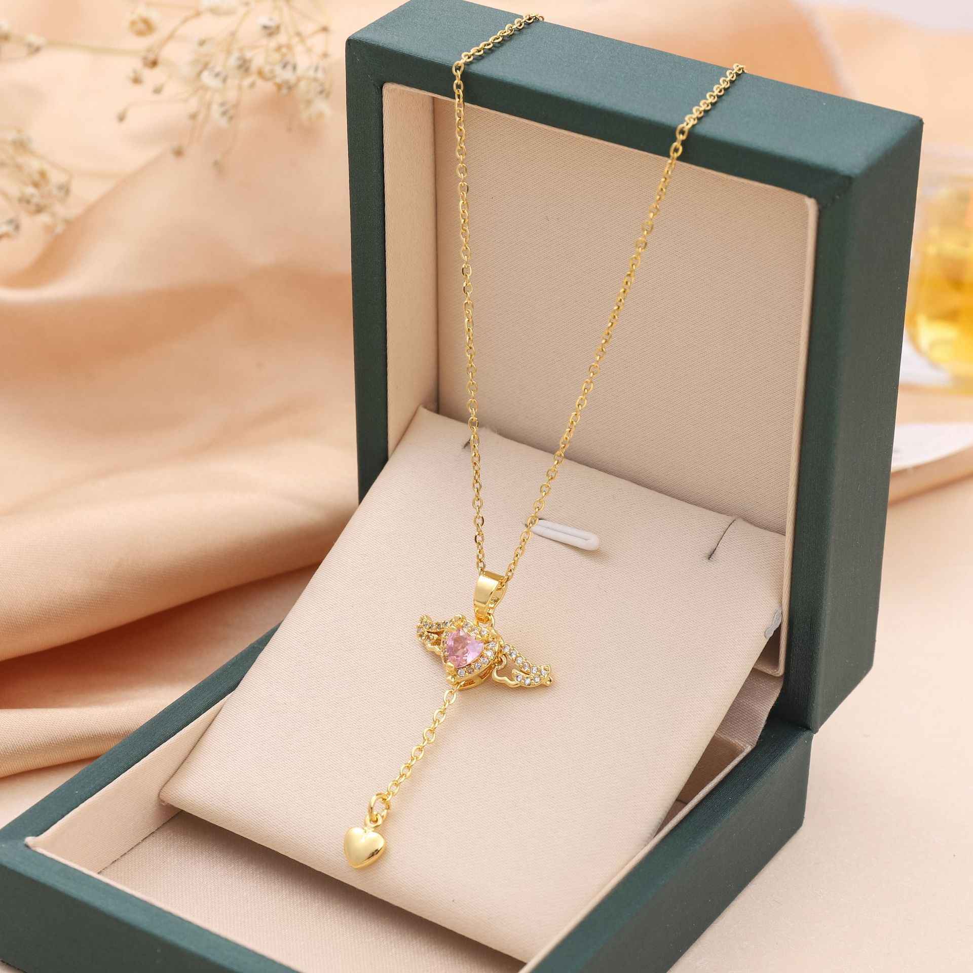 angel heart crystal necklace romantic pendant women jewelry