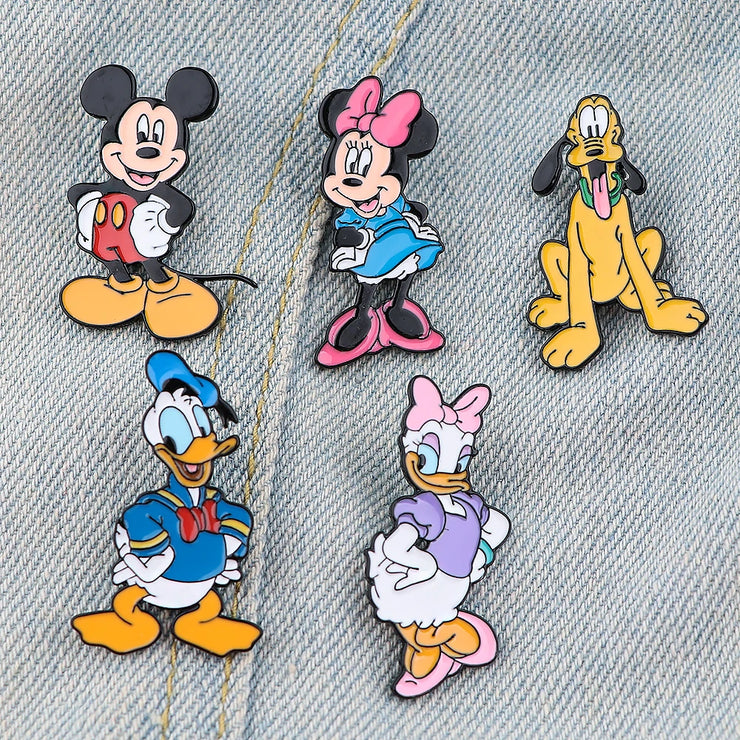 YQ556 Mickey Mouse Enamel Pin Funny Brooch Cartoons Badge for Bags Jeans Hoodies Denim Lapel Pin Jewelry Kids Best Gift- YQ556 Mickey Mouse Enamel Pin Funny Brooch Cartoons Badge pour sacs Jeans Hoodies Denim Lapel Jewelry Enfants Meilleur cadeau