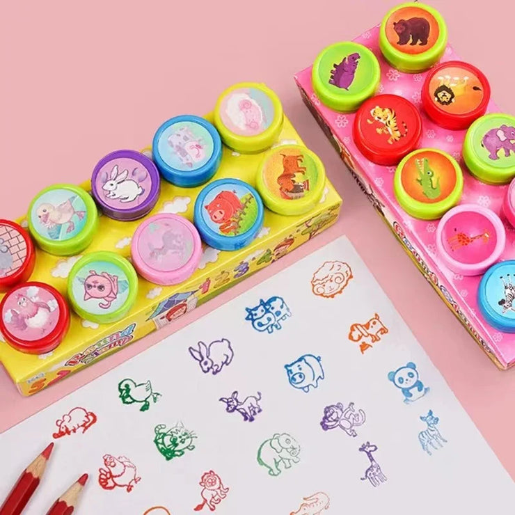 10pcs Assorted Stamps pour enfants Self-ink Stamps Enfants Stamps Smiley Face Sealbooking Diy Painting Photo Album Decor