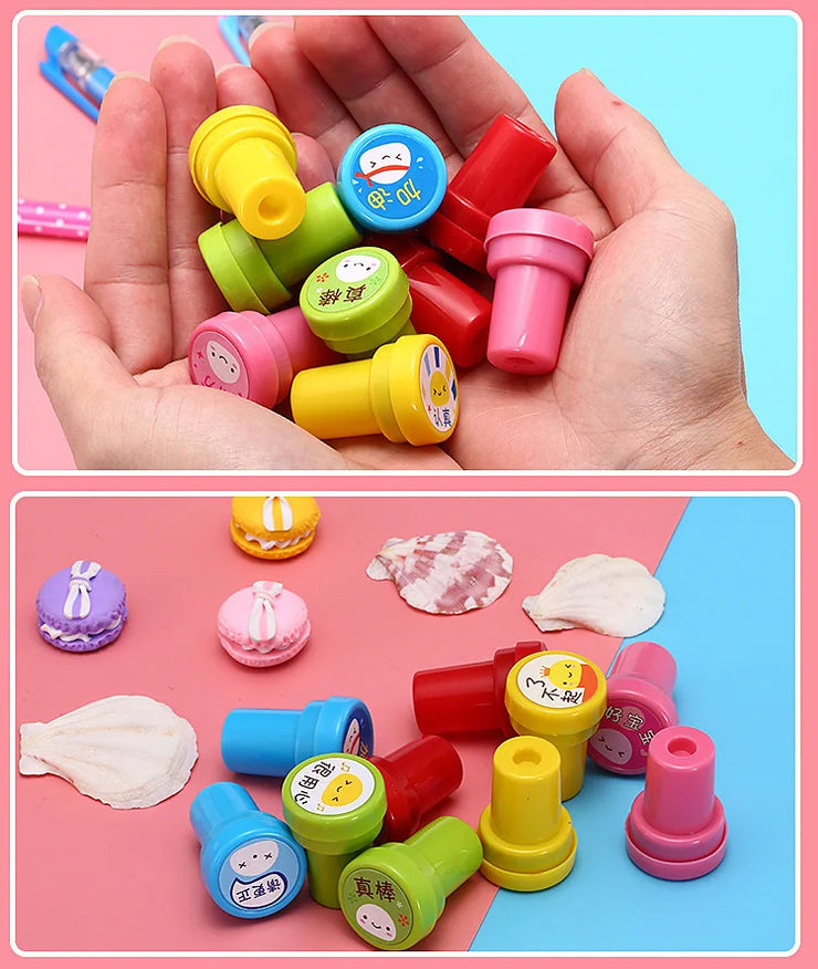 10pcs Assorted Stamps pour enfants Self-ink Stamps Enfants Stamps Smiley Face Sealbooking Diy Painting Photo Album Decor