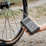 Xiaomi Mijia Air Pump 2Pro Portable Electric Air Compressor Mi Inflatable Treasure 150psi High Pressure Motorcycle Car Soccer.Xiaomi Mijia Air Pump 2Pro Compresseur d' air électrique portable Mi Trésor gonflable 150psi Haute pression Motorcycle Soccer